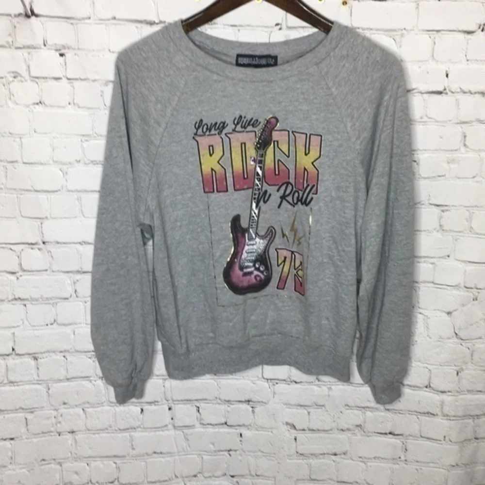 REBELLIOUS ONE grey fleece graphic pullover shirt
